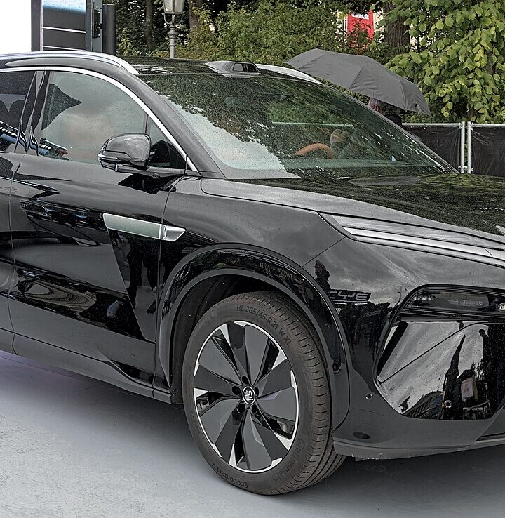 BYD Atto 8: The Best Proven Flagship SUV Revealed