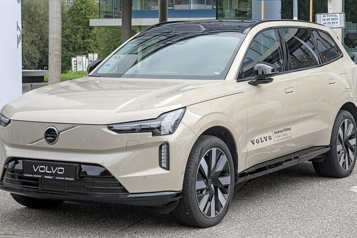 Volvo EX90 launch expectations: The Best Features Revealed